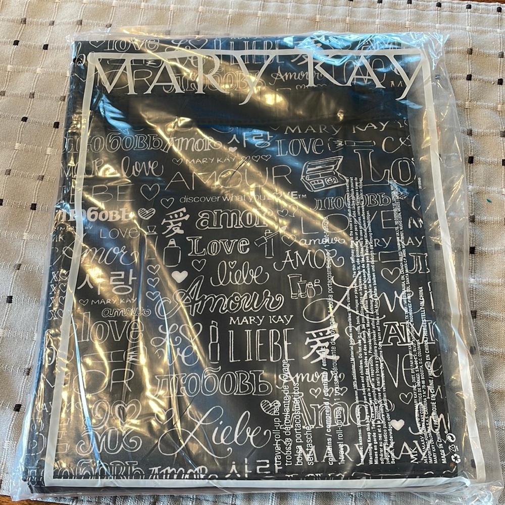 Mary Kay Travel Roll Up Bag